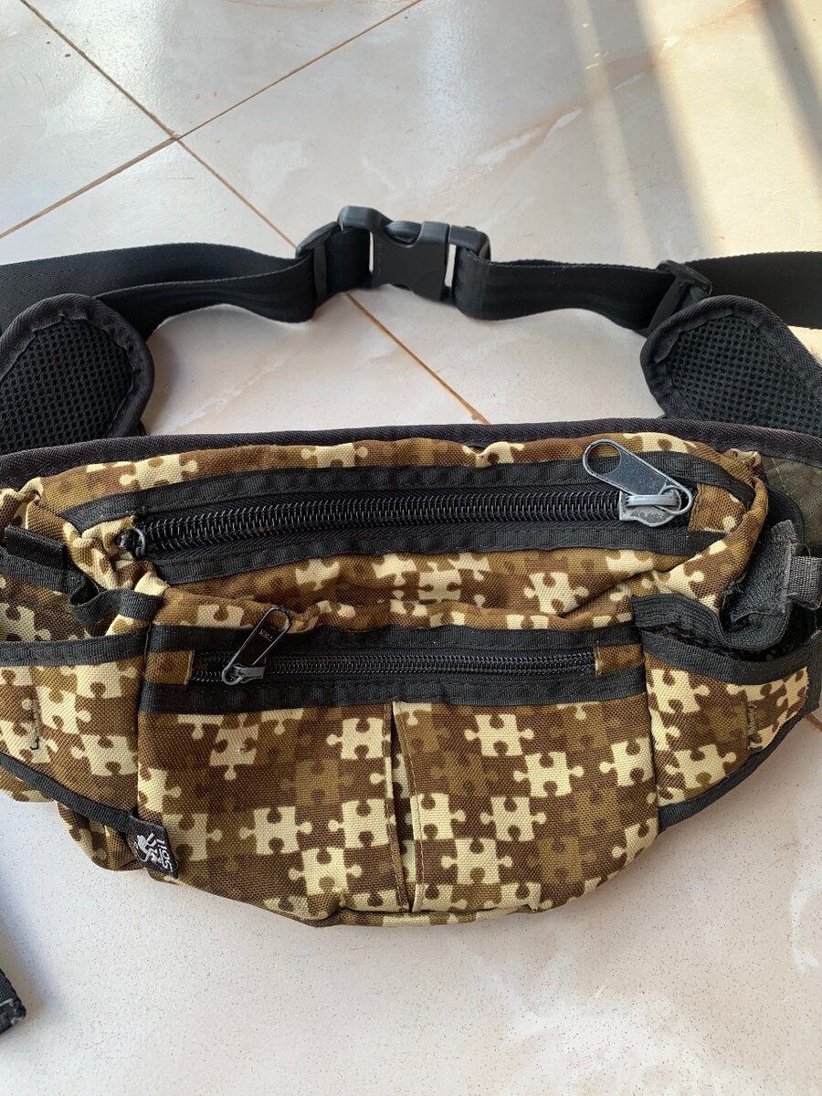 Waist bag