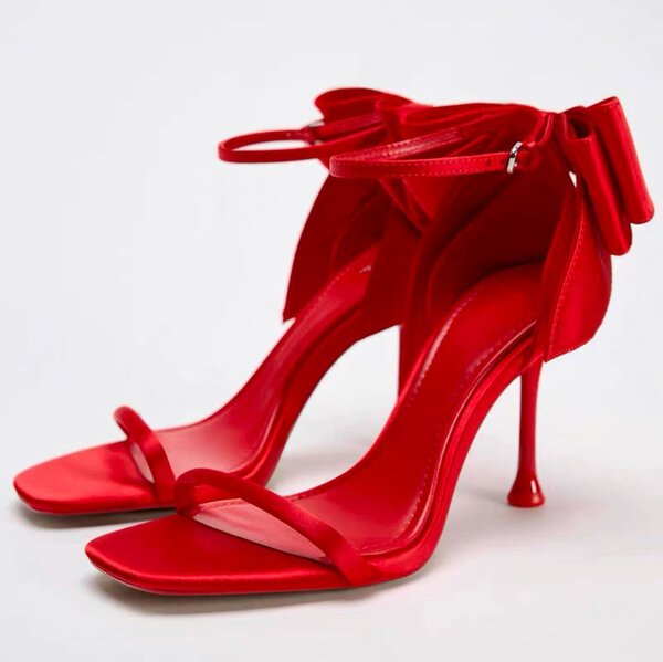 Sandales à Talons avec Nœud