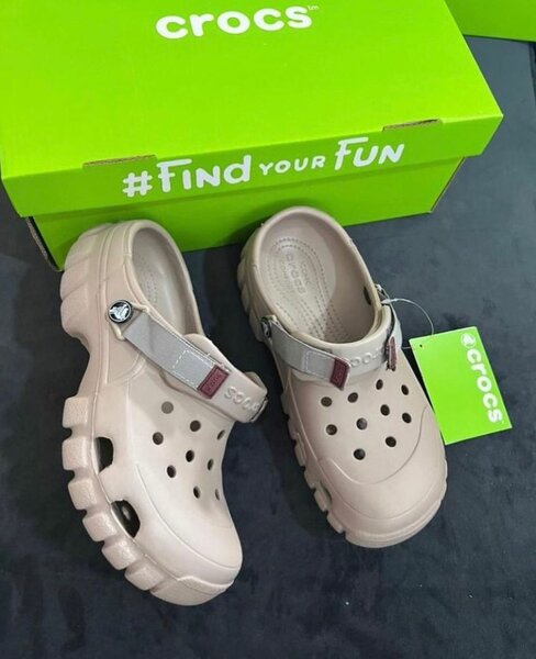 CROCS