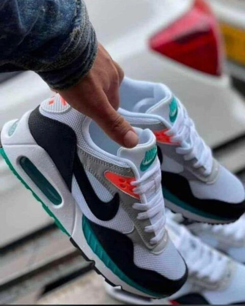 Baskets Air Max modernes