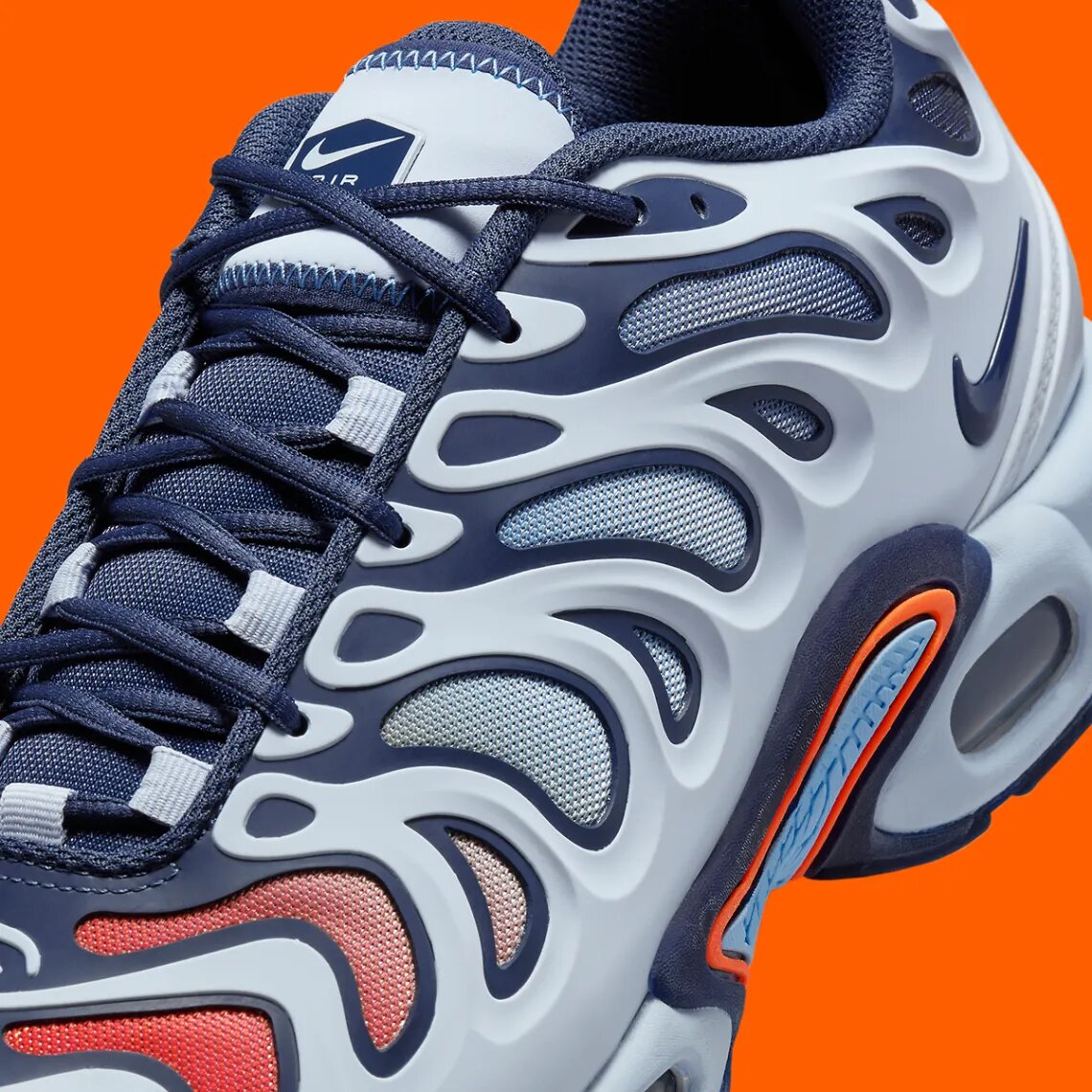 NIKE AIR MAX PLUS DRIFT