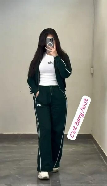 Ensemble de sport vert