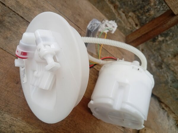 pompe à essence complet