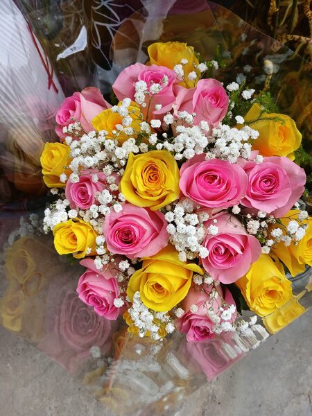 Bouquet de roses mixtes