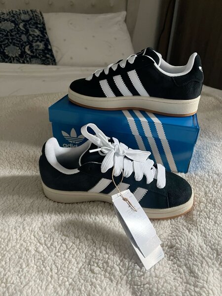 Adidas noir et blanc pour homme