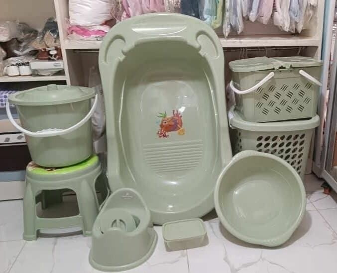 Ensemble de bain pour bébé en plastique