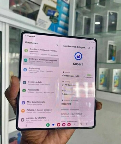 Galaxy Z Fold4 Smartphone