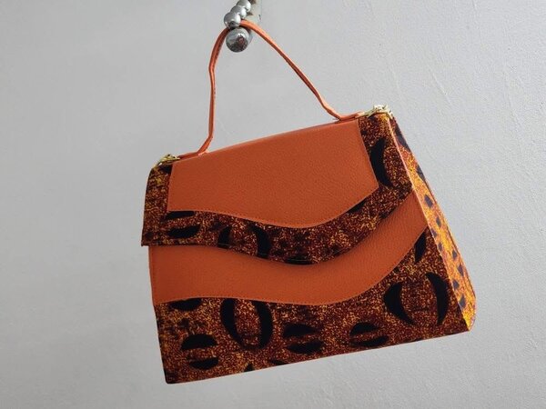 Sac à main élégant en cuir