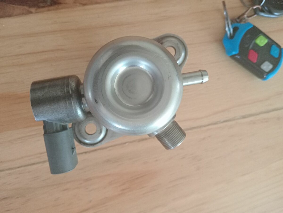 High fuel pressure pump for Mercedes cars and others