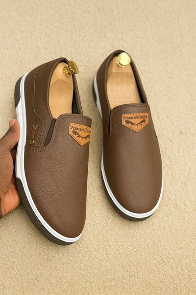 Mocassins marrons élégants homme