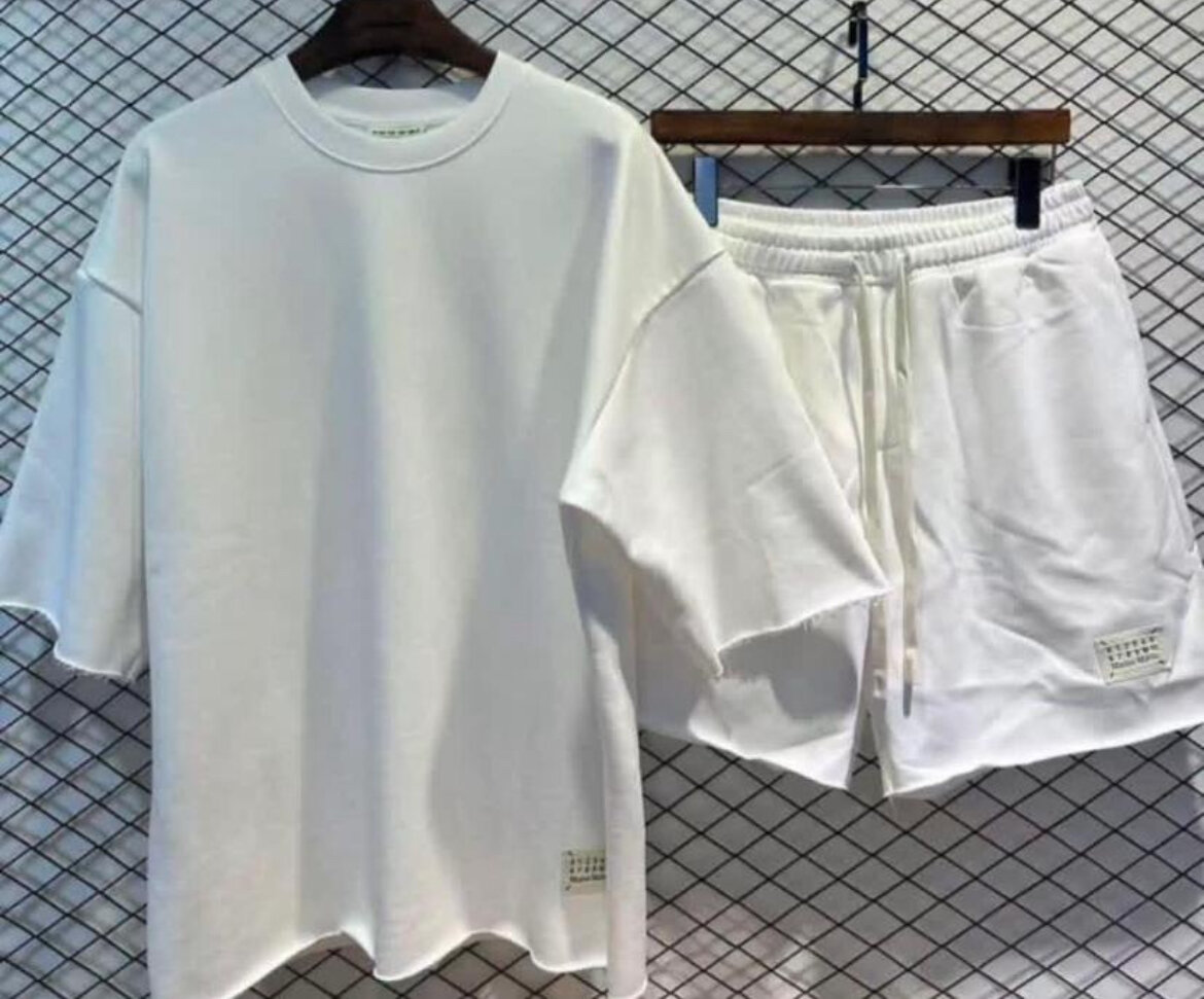 Ensemble T-shirt et Short Confort