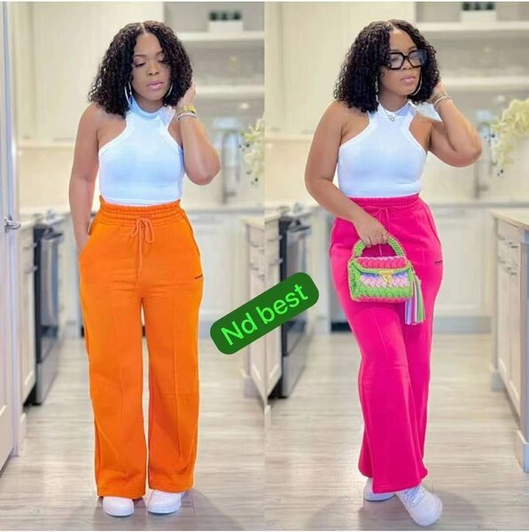 Pantalons évasés colorés