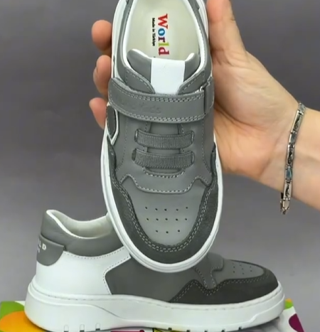 В  наличии кроссовки!🇹🇷Турция 🏷️размеры 21-25