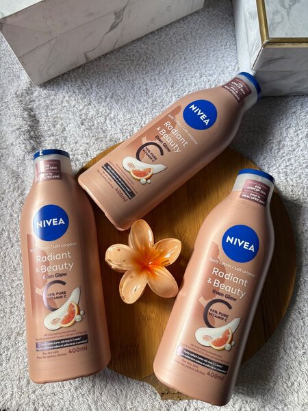 NIVEA Lait Corps Éclat
