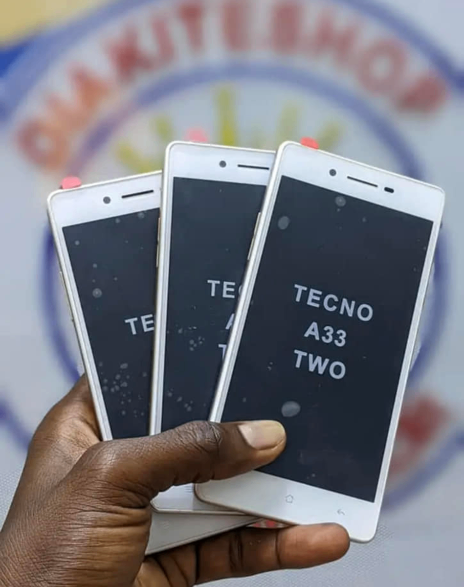 TECNO A33