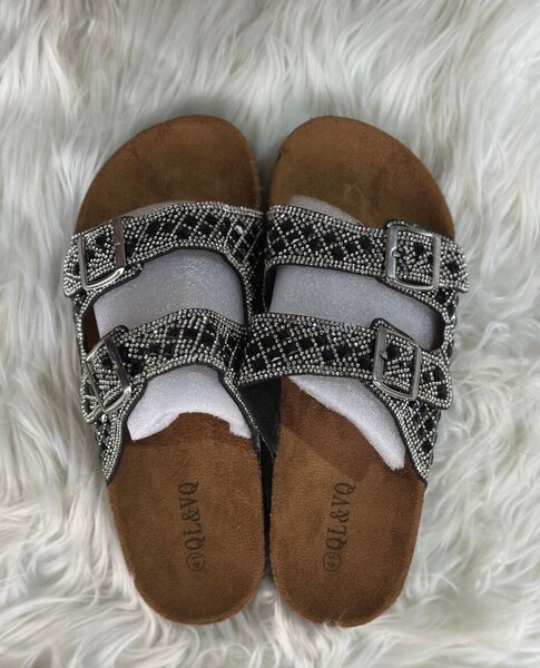 Sandales élégantes strass