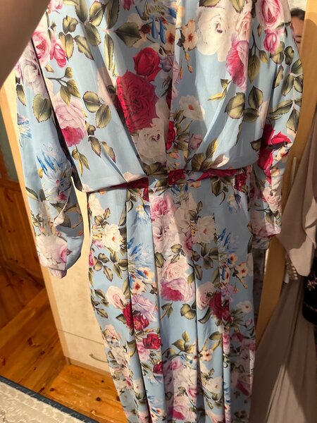 Продаю вечерние платья