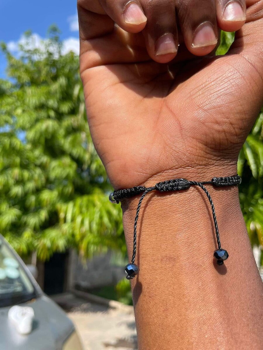 Paradise clean string bracelet