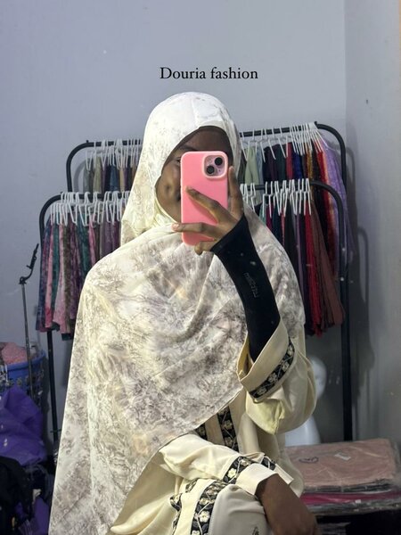 Voile en mousseline teintées