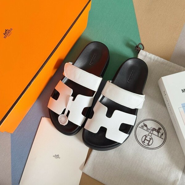 Hermes slippers