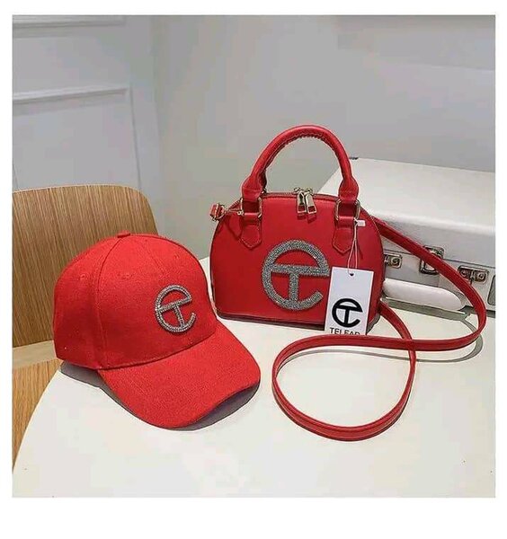 Ensemble Sac et Casquette Exclusif