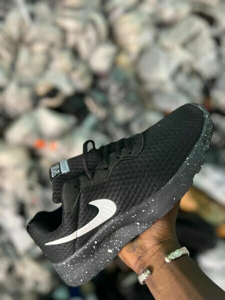 Baskets running noir moucheté/blanc