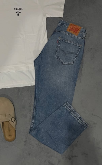 Jeans size 34
