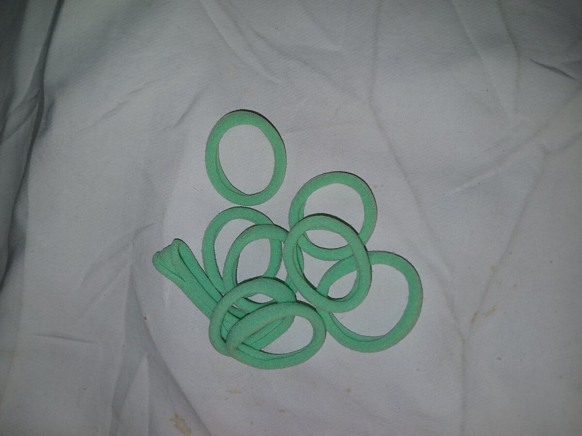 Élastiques cheveux colorés