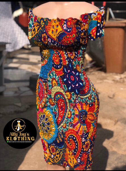 African print Elastic dress / smocked dress