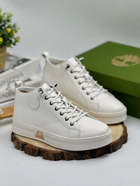 TIMBERLAND ALL WHITE
