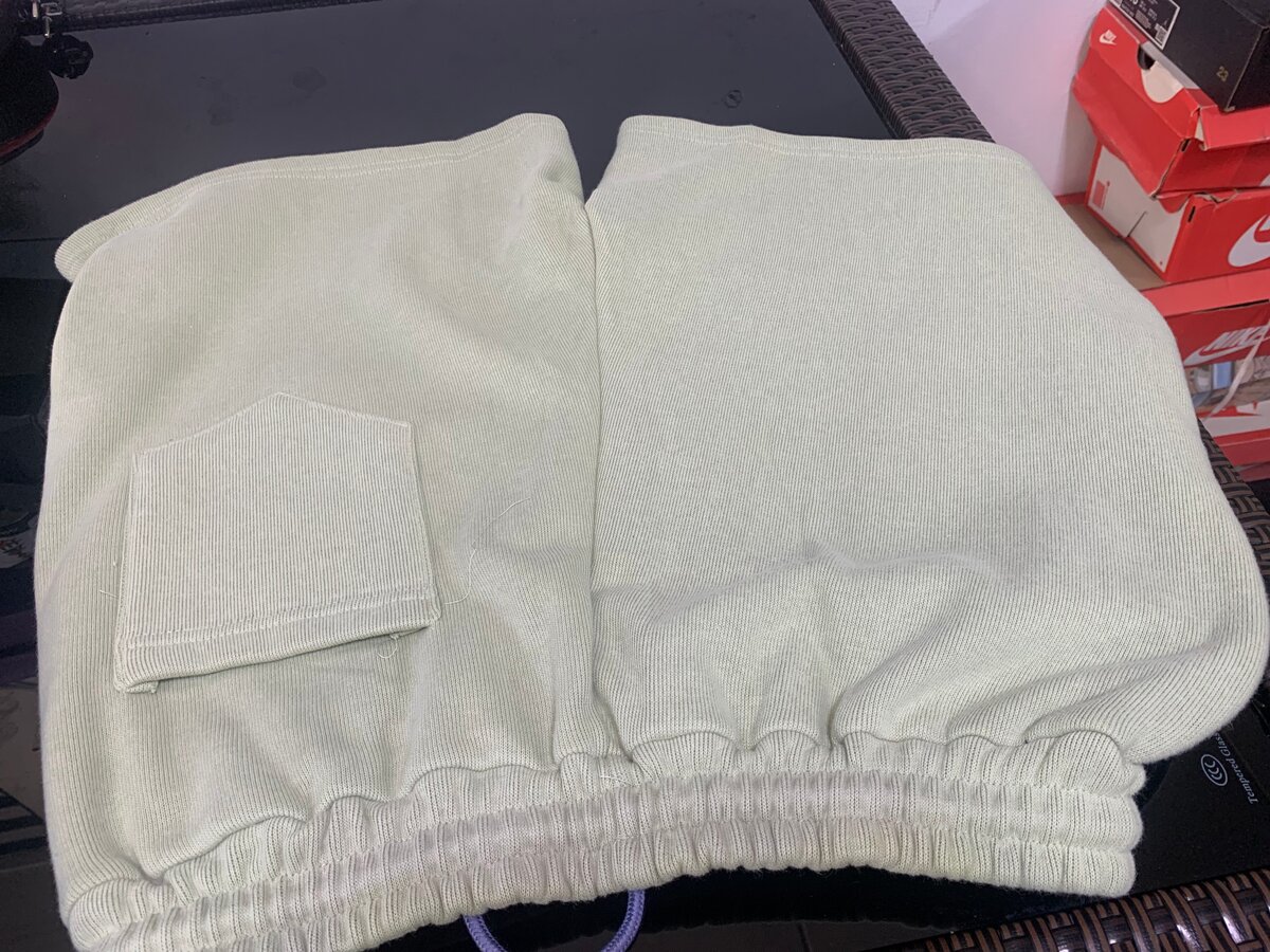 Shorts style graffiti pour hommes