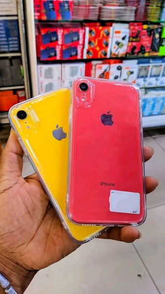Coque iPhone XR Protection arrière transparente