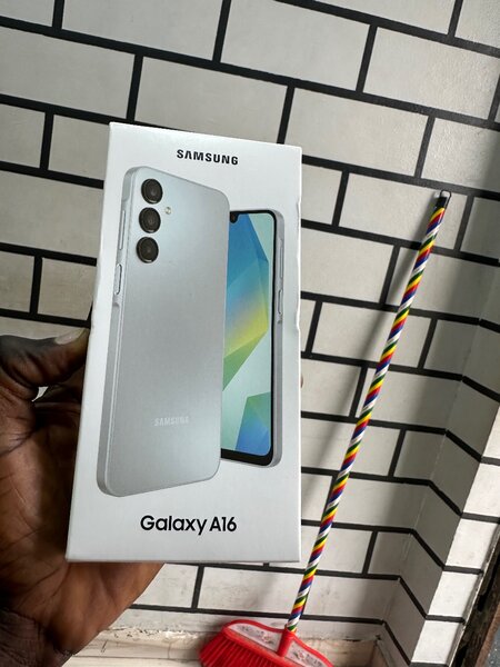 Samsung Galaxy A16 Smartphone