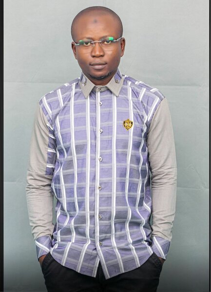 Chemise pour hommes élégante à carreaux