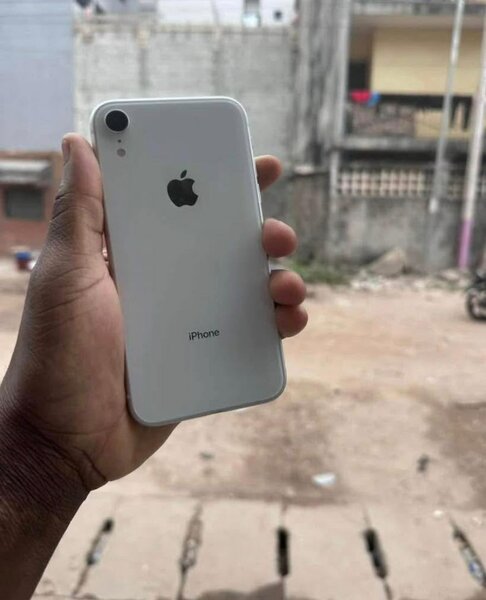 iPhone XR Blanc Débloqué