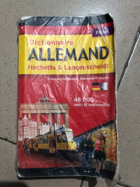 Dictionnaire Allemand Hachette