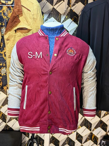 Veste de baseball rouge pour hommes