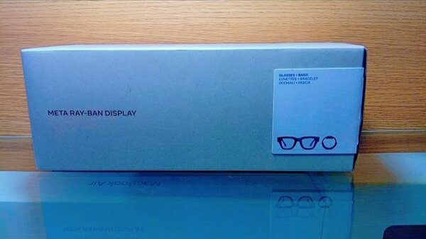 META RAY-BAN DISPLAY