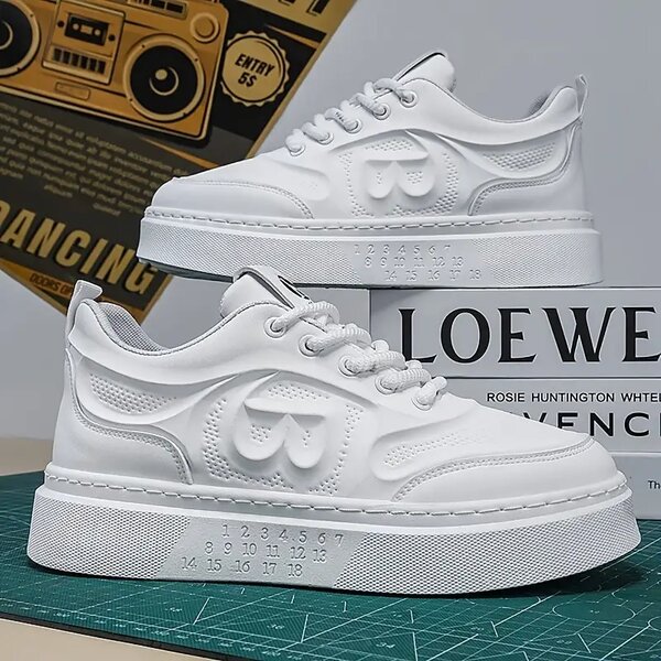 Baskets blanches modernes