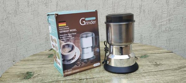Moulin à café électrique en inox