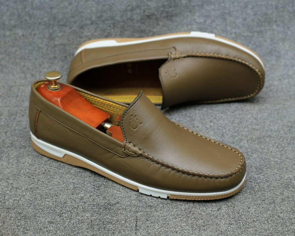 Mocassins élégants en cuir