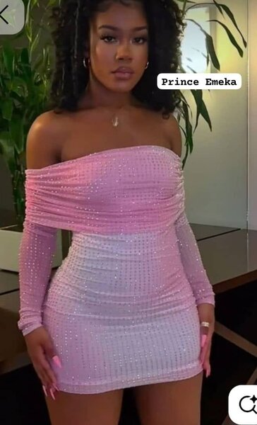 Robe Rose Épaule Nue Glamour