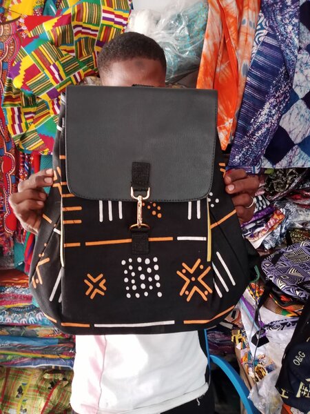 Sac à dos en tissu africain