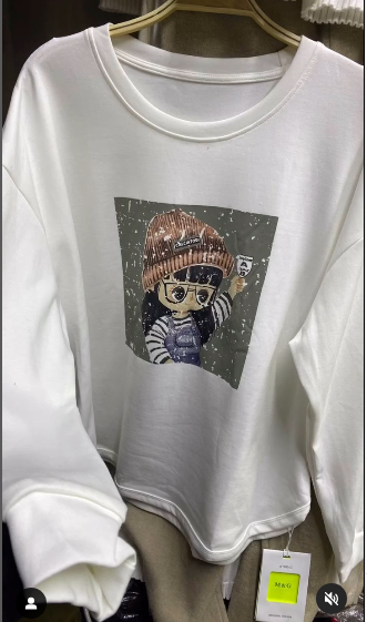 Кофточки свободного кроя белого цвета