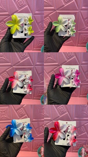 Clips à cheveux en fleurs colorées