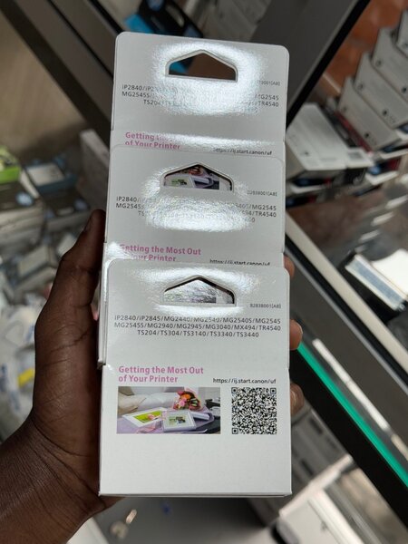 Cartouche d'encre Canon 445 noire