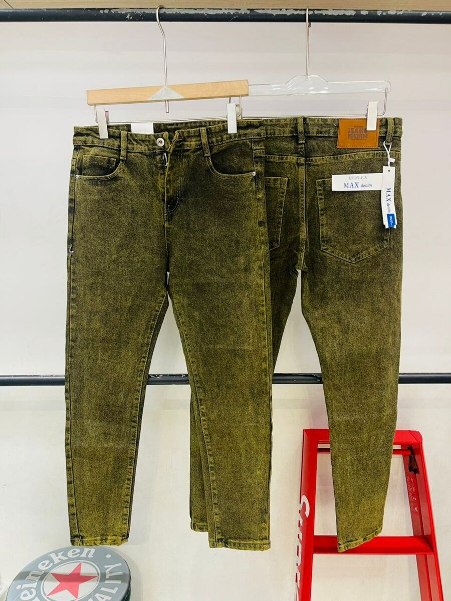 Quality plain jeans