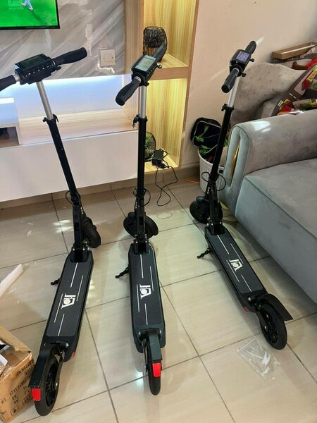 Trottinette électrique pliable