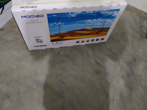 Mooved 32 Digital satellite TV