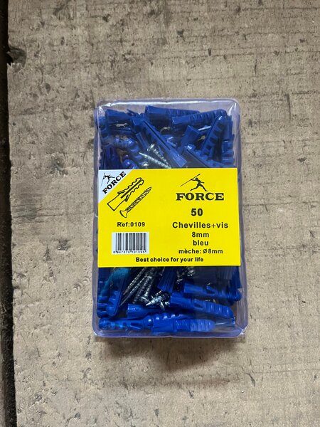 Pack de chevilles et vis 8mm